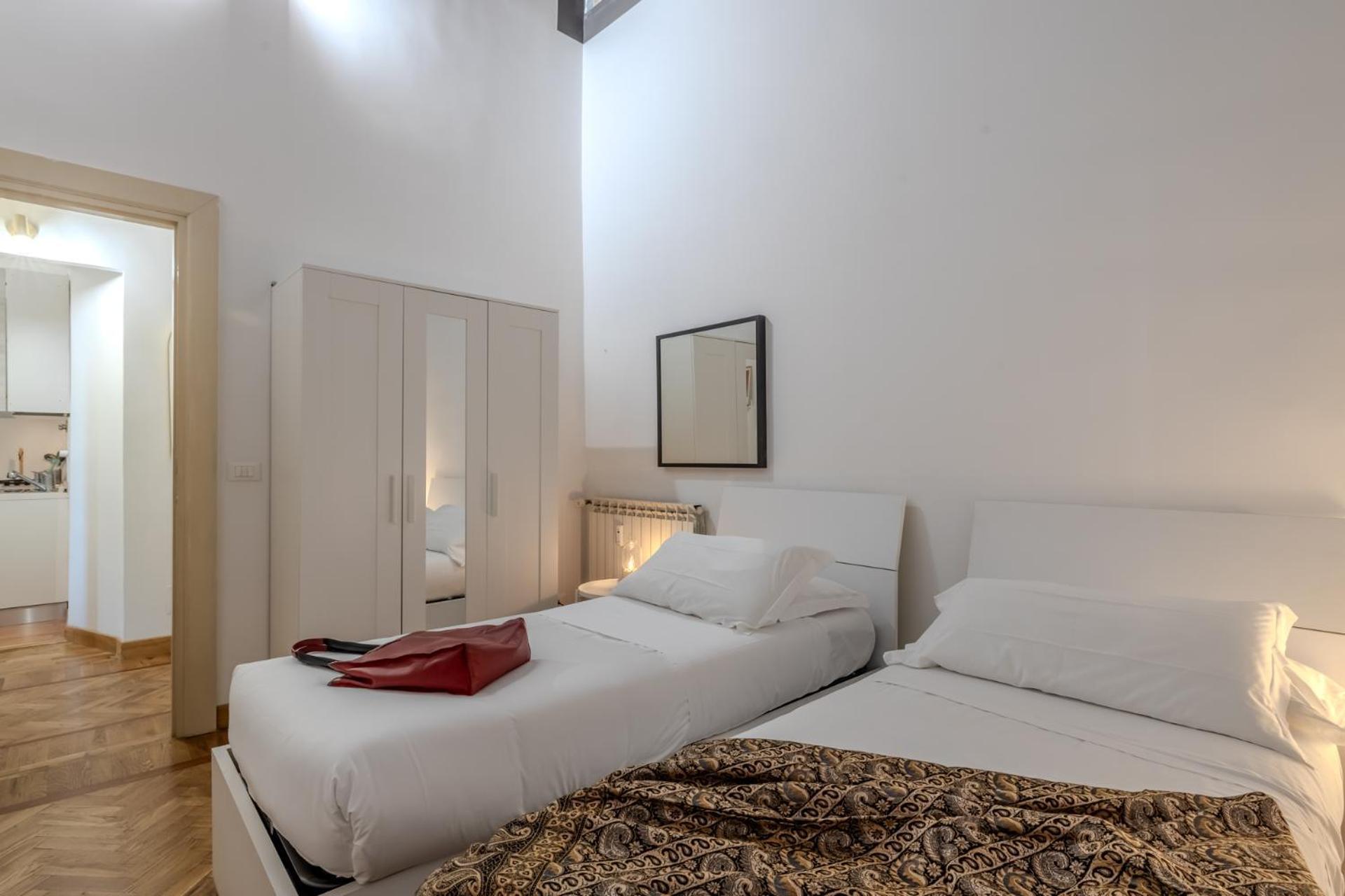 Appartamento Storico In Zona Barberini Rome Exterior photo