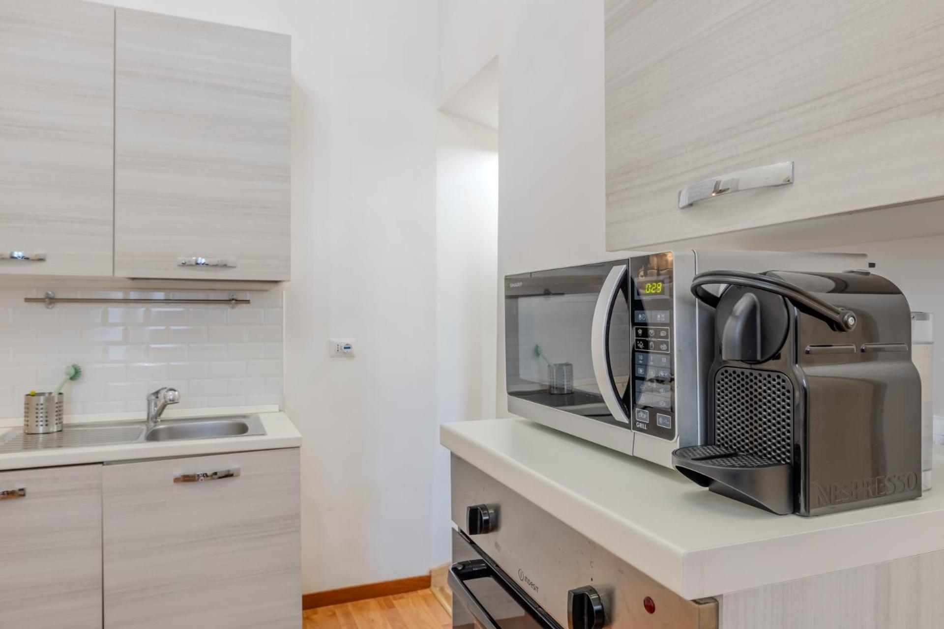 Appartamento Storico In Zona Barberini Rome Exterior photo